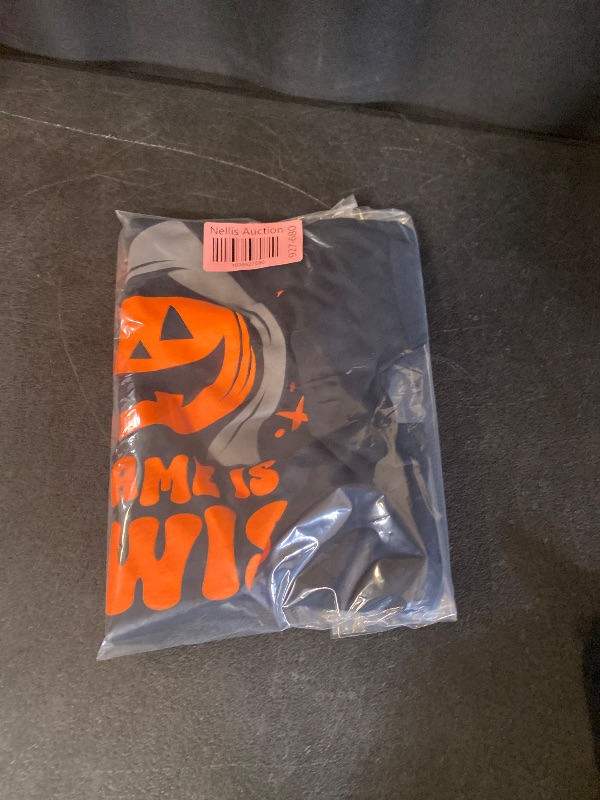 Photo 1 of SIZE 5T Target Girls Halloween My Name Is Lewis T-shirt