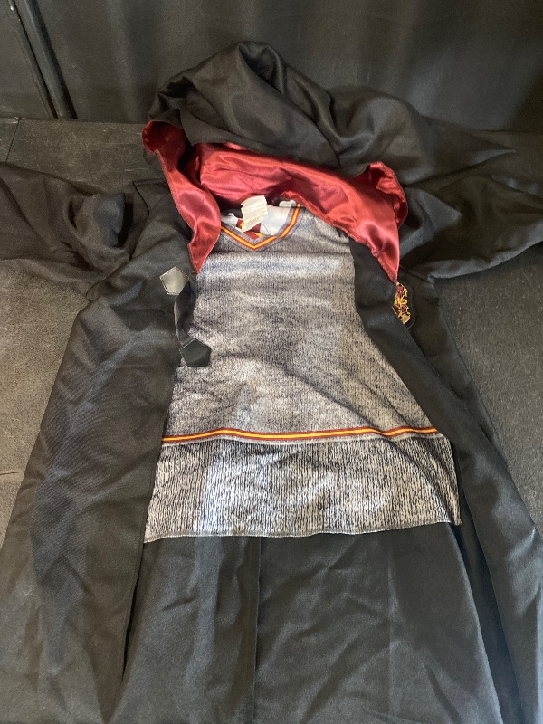 Photo 1 of size L Harry Potter Gryffindor Robe Costume