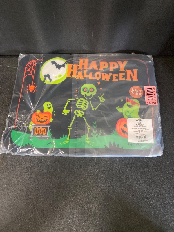 Photo 1 of  3 count Hyde & Eek  Vinyl Placemats