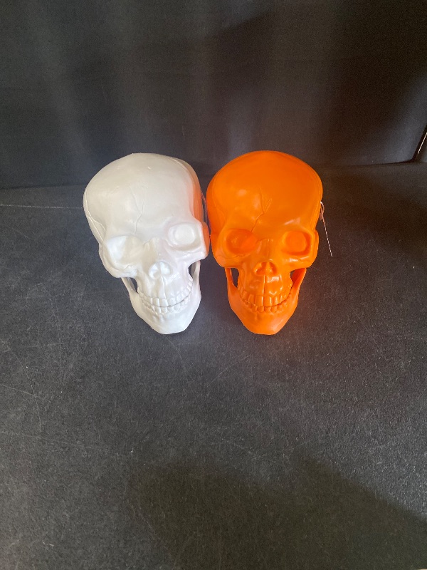 Photo 1 of 2 count hyde and eek Psychedelic Skull Ornament orange and white