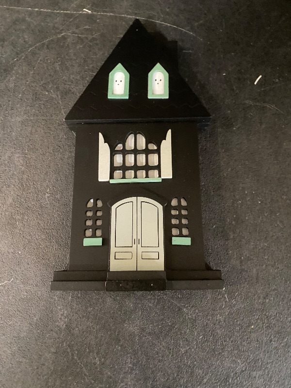Photo 1 of Hyde & Eek! Boutique Haunted Mansion Halloween Decorative Sculpture (green)
