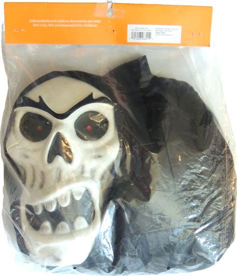 Photo 1 of hyde and eek flowing ghoul extra large