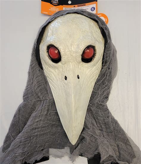 Photo 1 of hyde and eek light up midnight wraith mask
