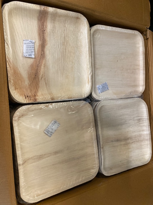Photo 1 of 150 Pieces Palm Leaf Square Bamboo Plates Disposable Wood Dinnerware Set Leaf Plates for Weddings Catering Events Birthday Summer Party(6 Inch)