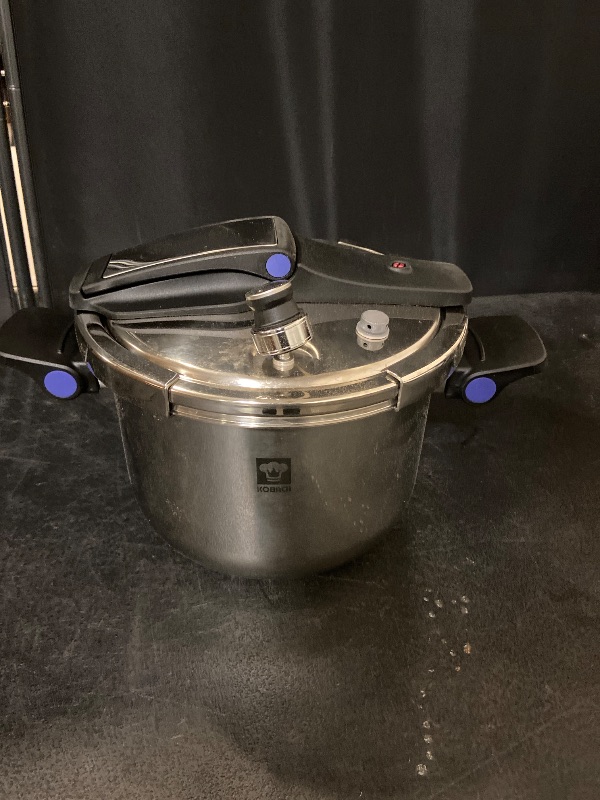 Photo 1 of 8QT Stainless Steel Pressure Cooker, Olla de presion, Cooking Pressure Cooker, Compatible with Induction and Gas Stovetops, Dishwasher Safe, One-Hand Opening Design