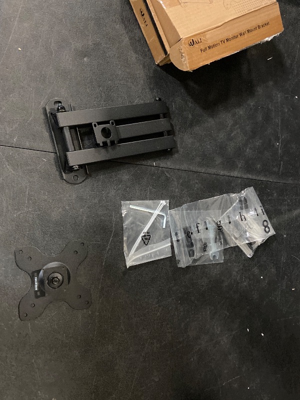 Photo 1 of WALI TV Wall Mount Articulating LCD Monitor Full Motion 15 inch Extension Arm Tilt Swivel for Most 13 to 32 inch LED TV Flat Panel Screen with Mounting Holes up to 100x100mm (1330LM), Black