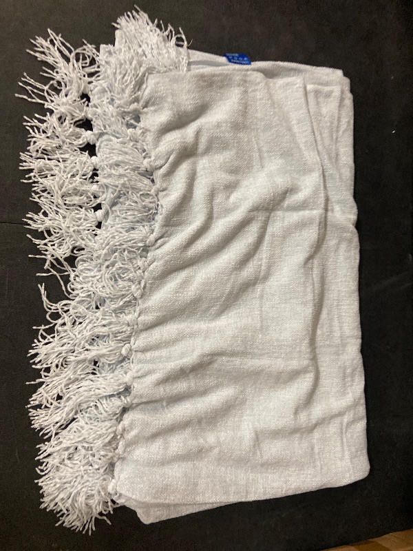 Photo 1 of Bersuse Towels Anatolia XL Beach Blanket Throw Blanket Turkish Towel 100% Cotton Extra-Large Quick-Dry Lightweight Premium Peshtemal Towel - 61x82 Inches, White