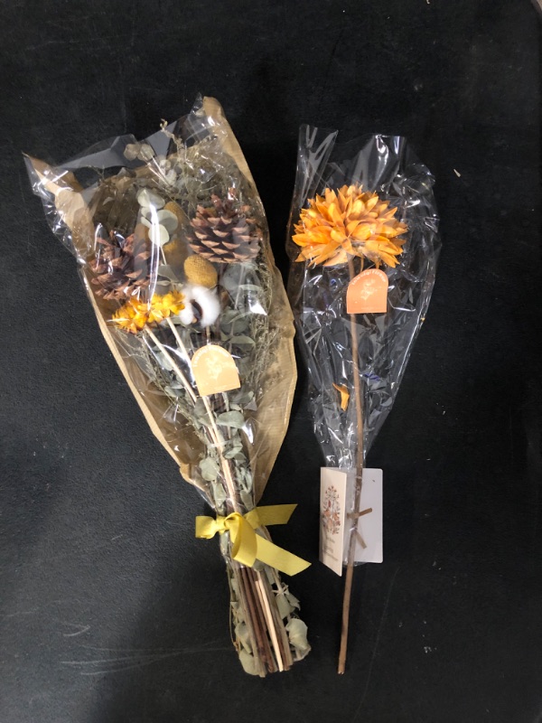 Photo 1 of Dried Flowers Bouquet Artificial Flower Crafts for Home Studio Living Room Wedding Decoration (Pine Cone)