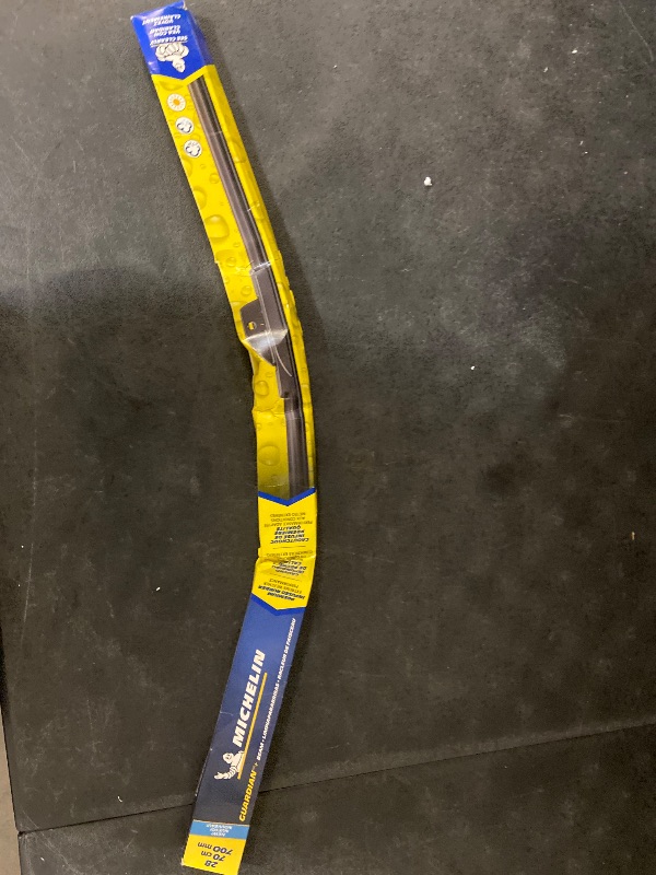Photo 1 of Michelin Guardian+ Beam Wiper Blades 28''