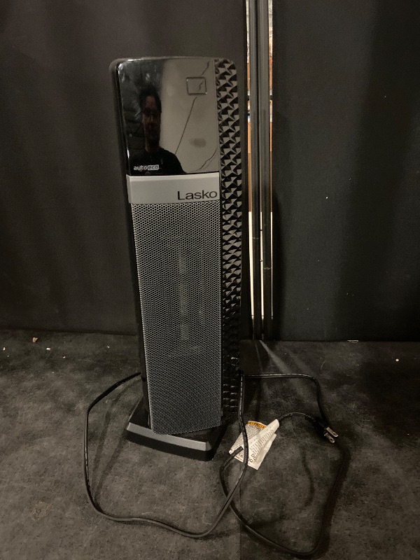 Photo 1 of Lasko  22'' elite Collective Ceramic tower Space Heater  with timer , remote 