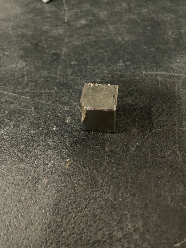 Photo 1 of N52 1" Cube Magnet | Cube Neodymium Magnet without the Safety Tin Box