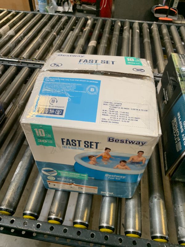 Photo 1 of Bestway Fast Set 10’ X 30” Round Inflatable Pool
