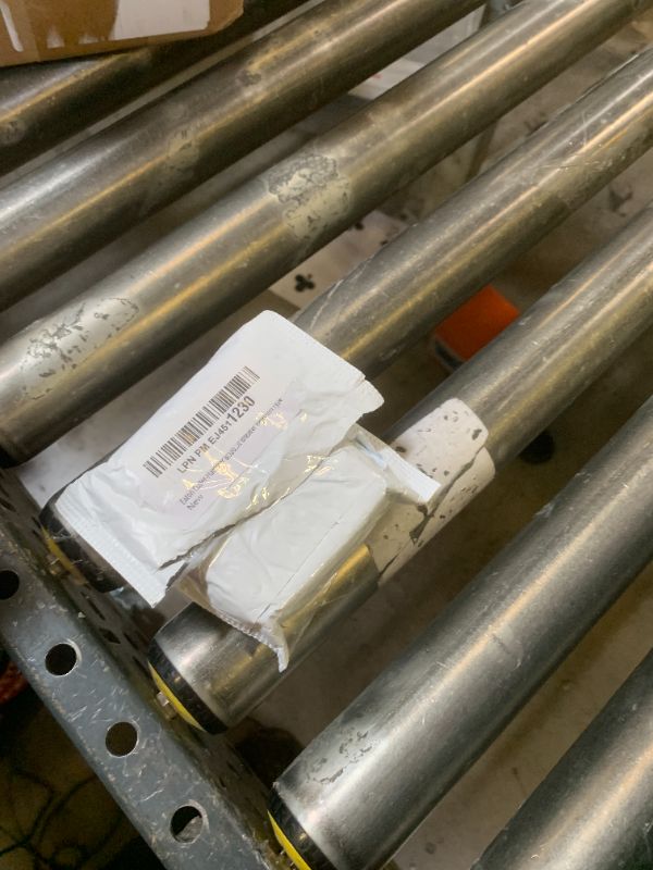Photo 1 of Eaton Cutler-Hammer BD2015 Type BR Duplex Twin 2 Pole 20A /15A Circuit Breaker Rejection Type