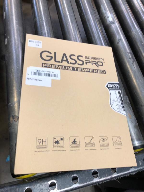 Photo 1 of Lapocover Privacy Screen Protector for iPad Pro 11 inch 4th/3rd/2nd Gen,2022&2021&2020&2018 Model,Tempered Glass Privacy Screen Protector with 9H Hardness/Bubble Free/scratch-resistant