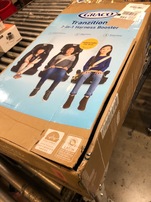 Photo 1 of Graco Tranzitions 3-in-1 Harness Booster Car Seat, Forward Facing Car Seat, Highback, to Backless Booster, Proof
