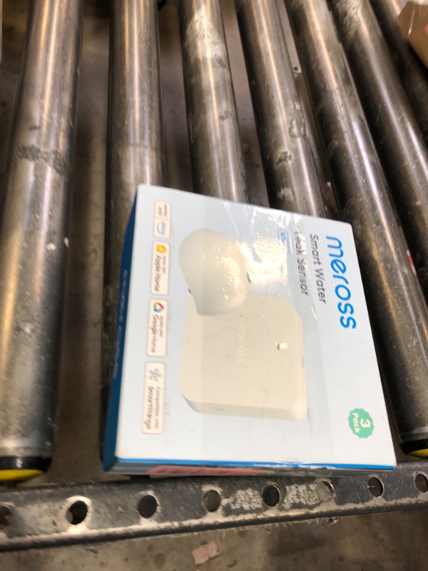 Photo 1 of Meross Smart Water Sensor Alarm 3 Pack, WiFi Water Leak Detector Support Apple HomeKit, SmartThings, IP67 Waterproof with App Alerts, Alarm, 100M Range for Home Basement Kitchen (Meross Hub Included)