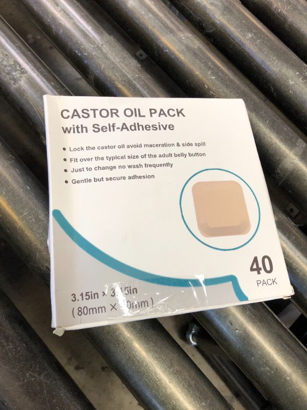 Photo 1 of 40pcs Castor Oil Pack Wrap for Belly Button, Self-Adhesive Disposable Castor Oil Belly Button Wrap Pads Spunlace Cloth Highly Absorbent Organic Cover Compress Patches No Wash (Oil Not Included)