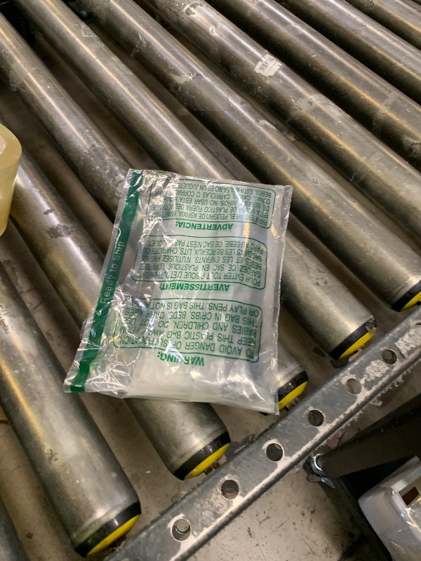 Photo 1 of Universal-TV-Remote-Control Compatible with Samsung/LG/Vizio/Hisense/Sony/Philips/Onn/Sharp/RCA/Element/Westinghouse/Sanyo/Emerson TV and More Brand Smart TVs