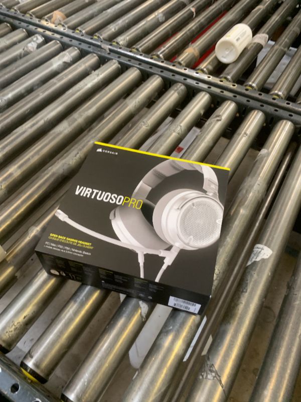 Photo 1 of Corsair Virtuoso PRO Wired Open Back Gaming Headset - Detachable Uni-Directional Microphone - 50mm Graphene Drivers - 20Hz-40 kHz Frequency Response - White