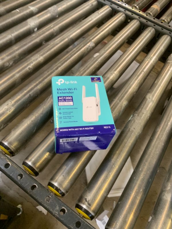 Photo 1 of TP-Link AC1200 WiFi Extender, 2025 Wirecutter Best WiFi Extender, 1.2Gbps home signal booster, Dual Band 5GHz/2.4GHz, Up to 1600 Sq.ft and 32 Devices, EasyMesh Compatible, One Ethernet Port (RE315)