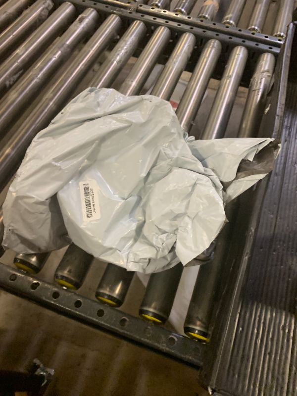 Photo 1 of Gas Fuel Tank with Cap Compatible with 699374 B&S Engines, John Deere, Troy Bilt, Craftsman & More Replaces# 494213 495224 499618 693377