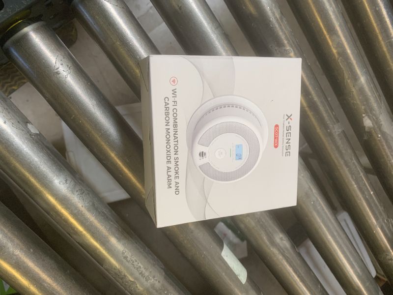 Photo 1 of X-Sense Smart Smoke Detector Carbon Monoxide Detector Combo with Replaceable Battery, Wi-Fi Smoke and Carbon Monoxide Detector with Real-Time App Notifications, SC07-WX, 1-Pack