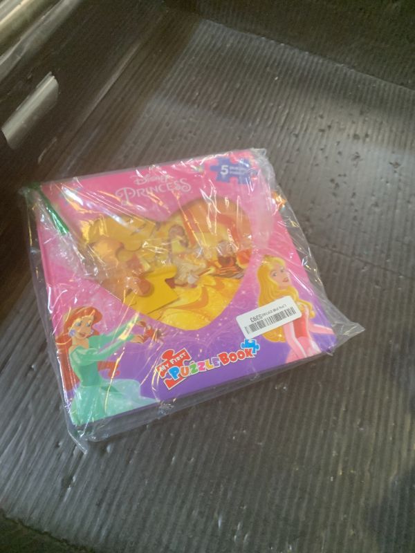Photo 1 of Disney Princess My First Puzzle Book - Jigsaw Puzzles for kids, 10-page board book, 5 puzzles to enjoy