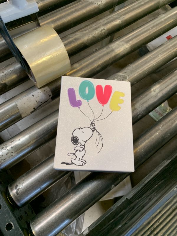Photo 1 of Graphique Peanuts™ Love Balloon Greeting Cards | 20 Pack | All Occasion Blank Note Cards with Envelopes | 4 Assorted Designs with Glitter Accents | Boxed Set for Personalized Notes | 4.25" x 6"