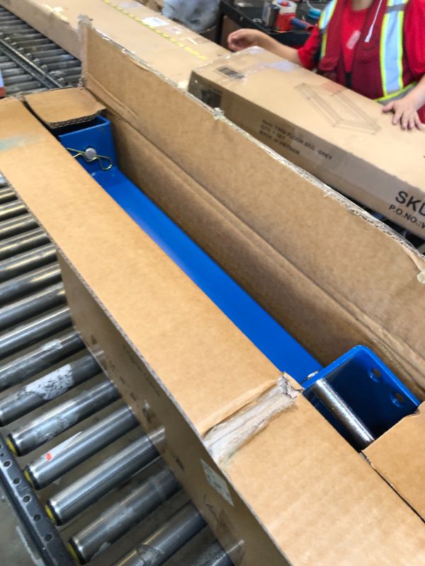 Photo 1 of  Blue Foldable Engine Crane 
