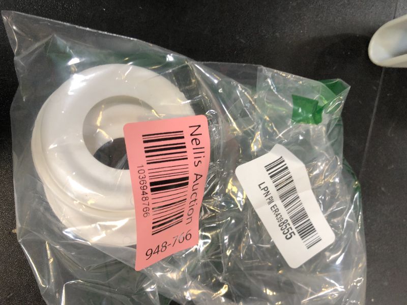 Photo 1 of MAM Easy Start Anti Colic Bottle Valve Replacement, 2 Pack