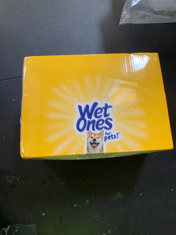 Photo 1 of Wet Ones Multi-Purpose Pets Wipes with Aloe Vera for All Dogs - Tropical Splash Wipes for Dog Paws & All Over Use (Pack of 3, 300 Count Total)