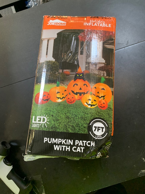 Photo 1 of Joiedomi 7 FT Long Halloween Inflatables Pumpkin Outdoor Decorations, 7 Pumpkins Outside Decoration with Witch's Cat with Build-in LEDs Blow Up Inflatables for Party Yard Lawn Garden Decor