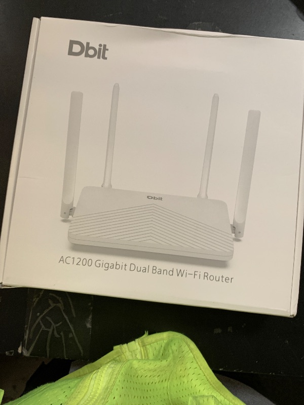 Photo 1 of DBIT AC1200 Gigabit WiFi Router 2.4GHz +5GHz Dual Band MU-MIMO Wireless Internet Router, 4 x 10/100/1000Mbps Ethernet Ports, 4 x 5dBi Antennas, Support Router, AP, Repeater Mode, EasyMesh, White