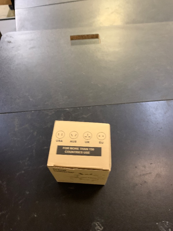 Photo 1 of SARQW Travel Converter Adapter Voltage Converter That Steps Down 220 Volts to 110 Volts for use in Over 200 Countries,Including The U.S., U.K., Europe, and Australia