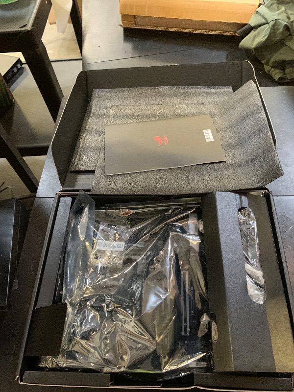 Photo 1 of ASUS ROG Strix Z890-H Gaming WiFi Z890 LGA 1851 ATX Motherboard, Intel® Core™ Ultra Series 2 Ready, Advanced AI PC-Ready, 16+2+1+2 Stages, DDR5, 5Gb LAN, WiFi 7, 4X M.2, PCIe 5.0, USB Type-C®, AI OC