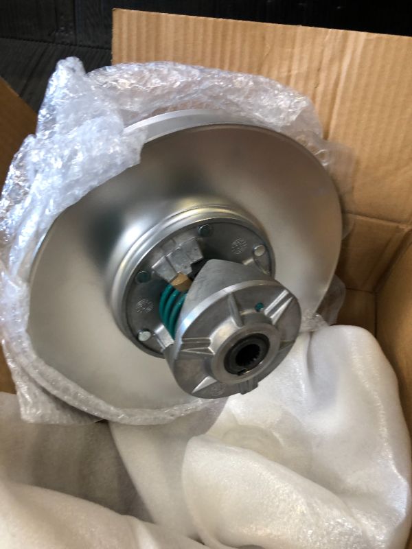 Photo 1 of Zditumi AM138486 Secondary Driven Clutch Assembly Compatible with John Deere Gator 6x4 4X2 HPX 4X4 HPX HPX615E HPX815E AM116177 AM119505 AM128236 AM119965