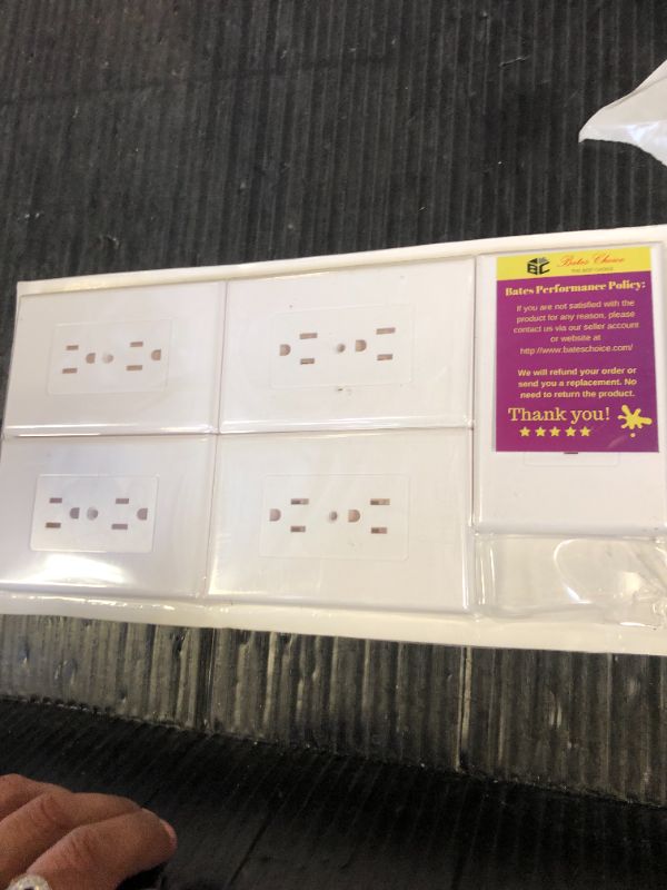 Photo 1 of Bates Duplex Wall Outlet Covers - 10 Pack, White Wall Plates