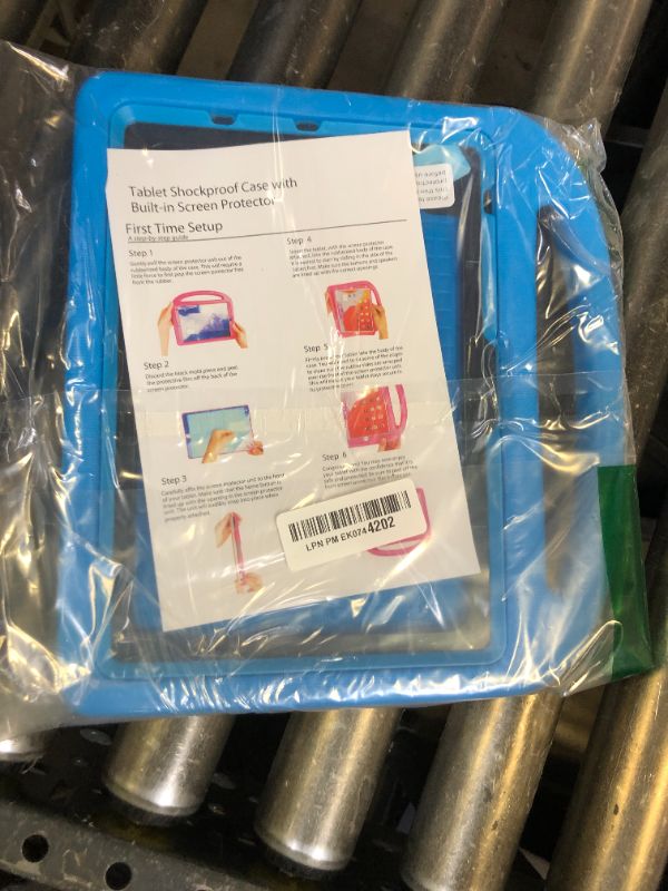 Photo 1 of SUPLIK Kids Case for iPad A16 11 inch 2025 (11th Gen) & iPad 10th Generation (10.9" 2022), Durable Shockproof Stand Cover with Screen Protector/Pencil Holder/Handle for Kids, Blue