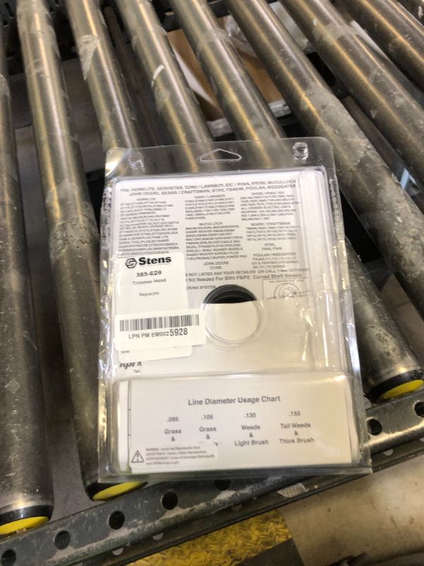 Photo 1 of Stens Kwik Loader 385-629 Plastic Fixed Dual Line Trimmer Head, Hex Drive Arbor Only, Uses 8 Pre-Cut Trimmer Line from 0.095-0.13