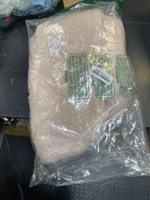 Photo 1 of 1 Pack 3 Calming Blankets Fluffy Premium Fleece Pet Blanket Soft Sherpa Throw for Dog Puppy Cat Beige Small (23" x16'')