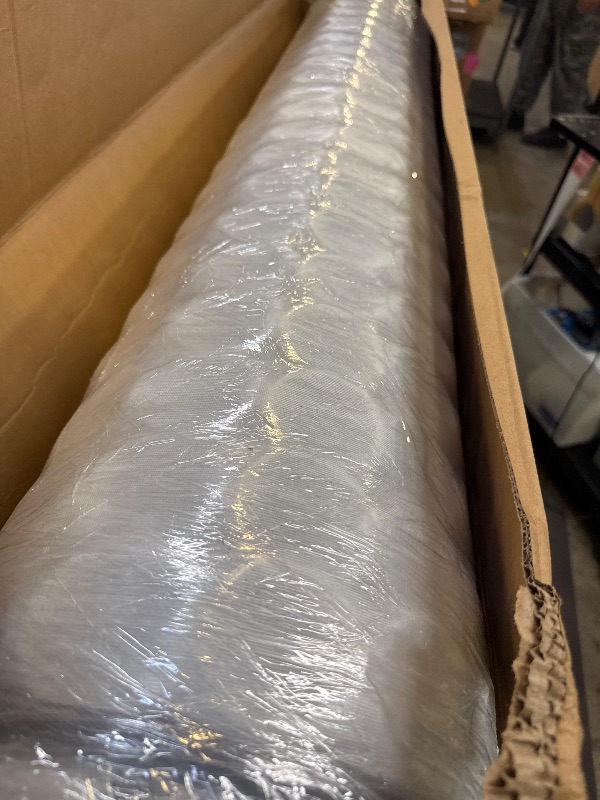 Photo 1 of KOULABR Z Queen Size Mattress, 12 Inch Hybrid Mattress in a Box, Gel Memory Foam, Individually Wrapped Pocket Coils Innerspring, Pressure Relief, Medium Firm (12 INCH, Queen (New))