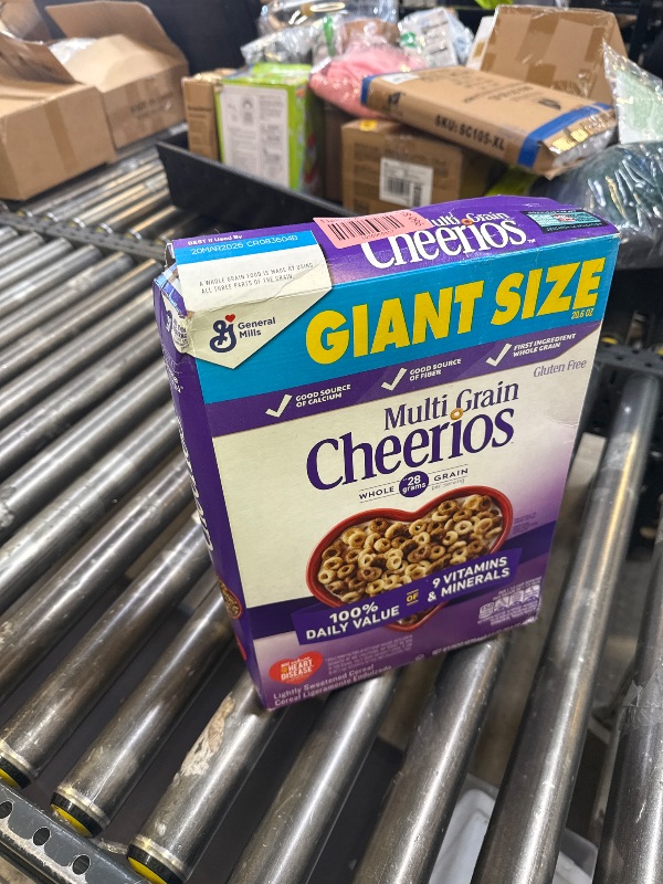 Photo 1 of Multi Grain Cheerios, Heart Healthy Breakfast Cereal, Gluten Free, Giant Size, 20.6 oz