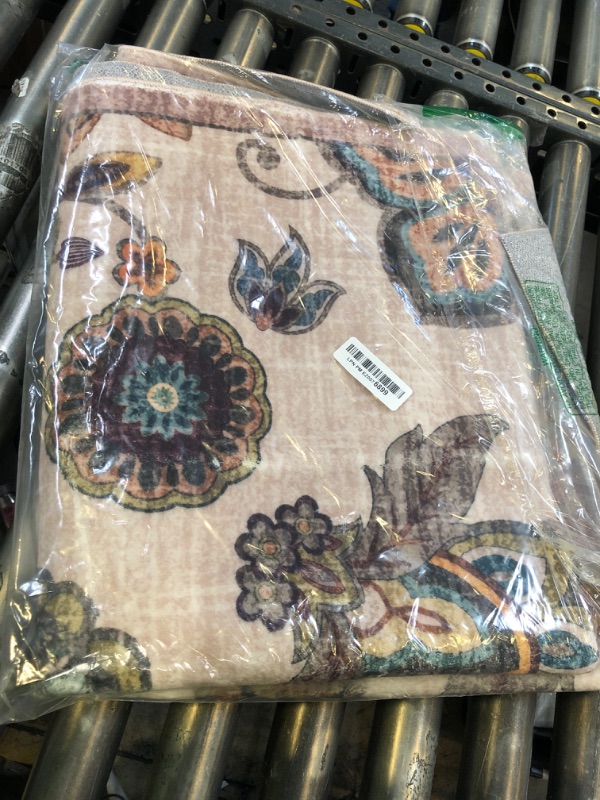 Photo 1 of Morebes Vintage Floral Small Kitchen Rug,2x3 Rug Non Slip, Washable Paisley Design Door Rugs for Entryway Indoor,Non Shedding Kitchen Sink Throw Carpet for Bathroom Laundry, Beige Ivory
