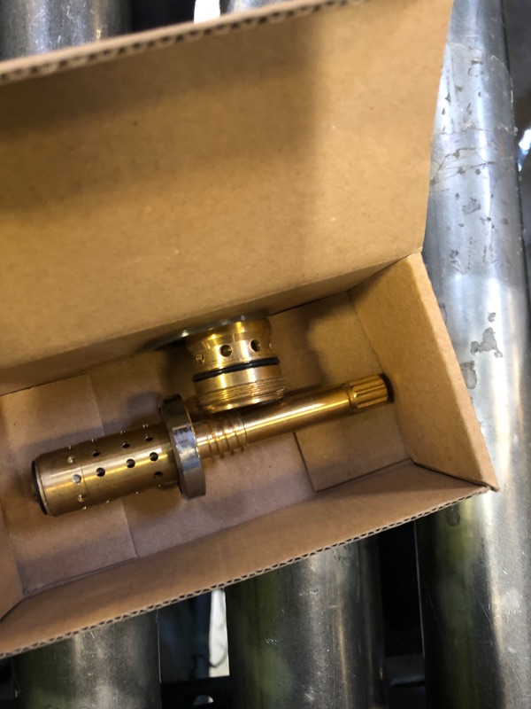 Photo 1 of SYMMONS HANDLE,LEVER,ORIGINS 