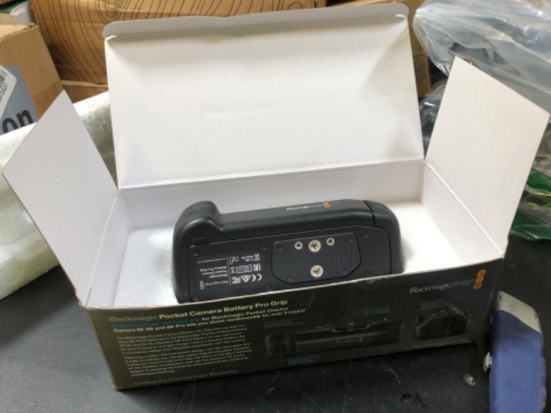 Photo 1 of Blackmagic Design Pocket Camera Battery PRO Grip