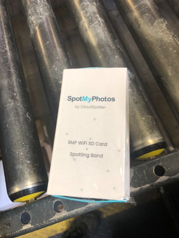 Photo 1 of SpotMyPhotos 32GB WiFi SD Card + Spotting Band