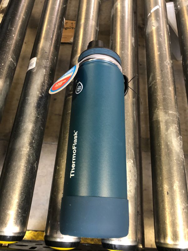Photo 1 of THERMOFLASK