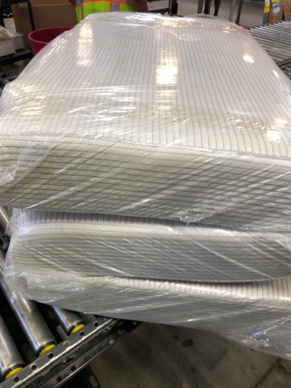 Photo 1 of 4 Inch foldable full mattress