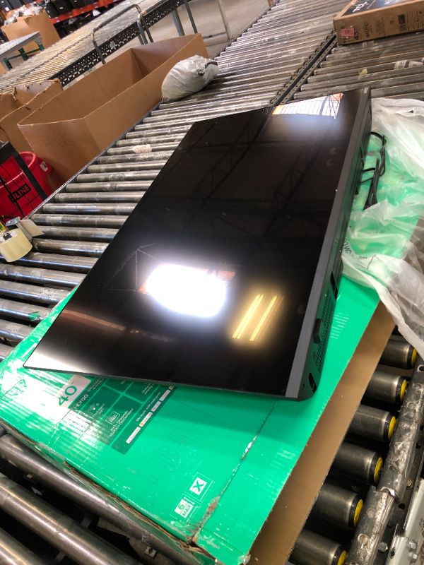 Photo 1 of VIZIO 40-inch Full HD 1080p Smart TV with DTS Virtual: X