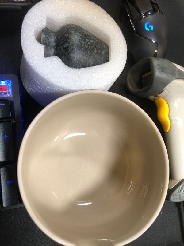 Photo 1 of Matcha Utensil Set - cracked bowl.